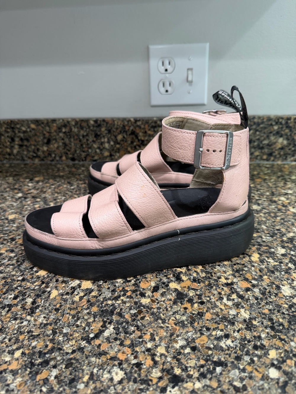 Dr martens Platform Fisherman Sandals in Light Pink size 7